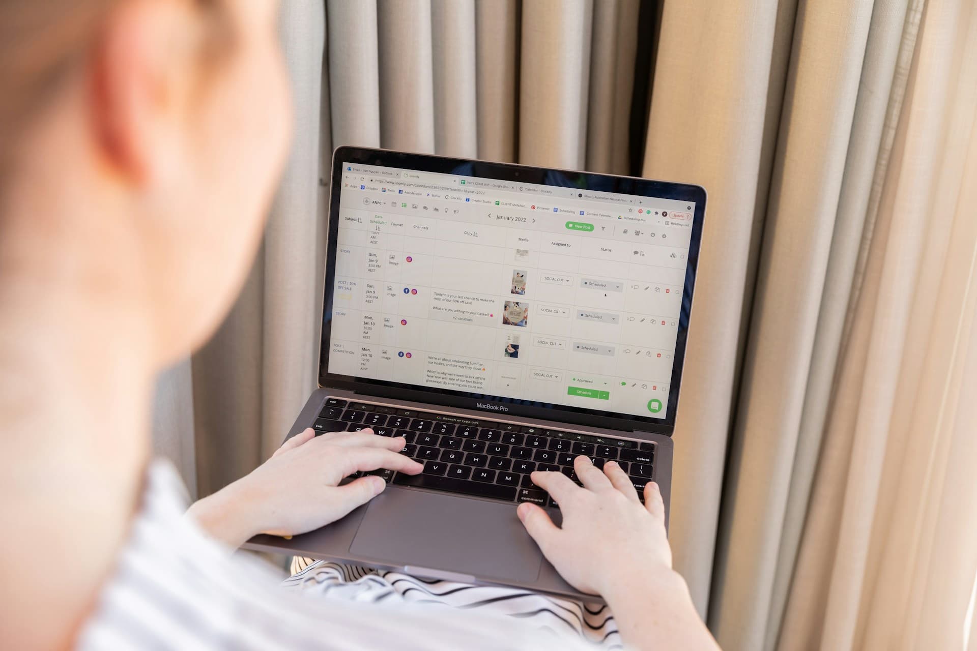 How to Turn Your Listings into Social Media Gold (Without Templates)