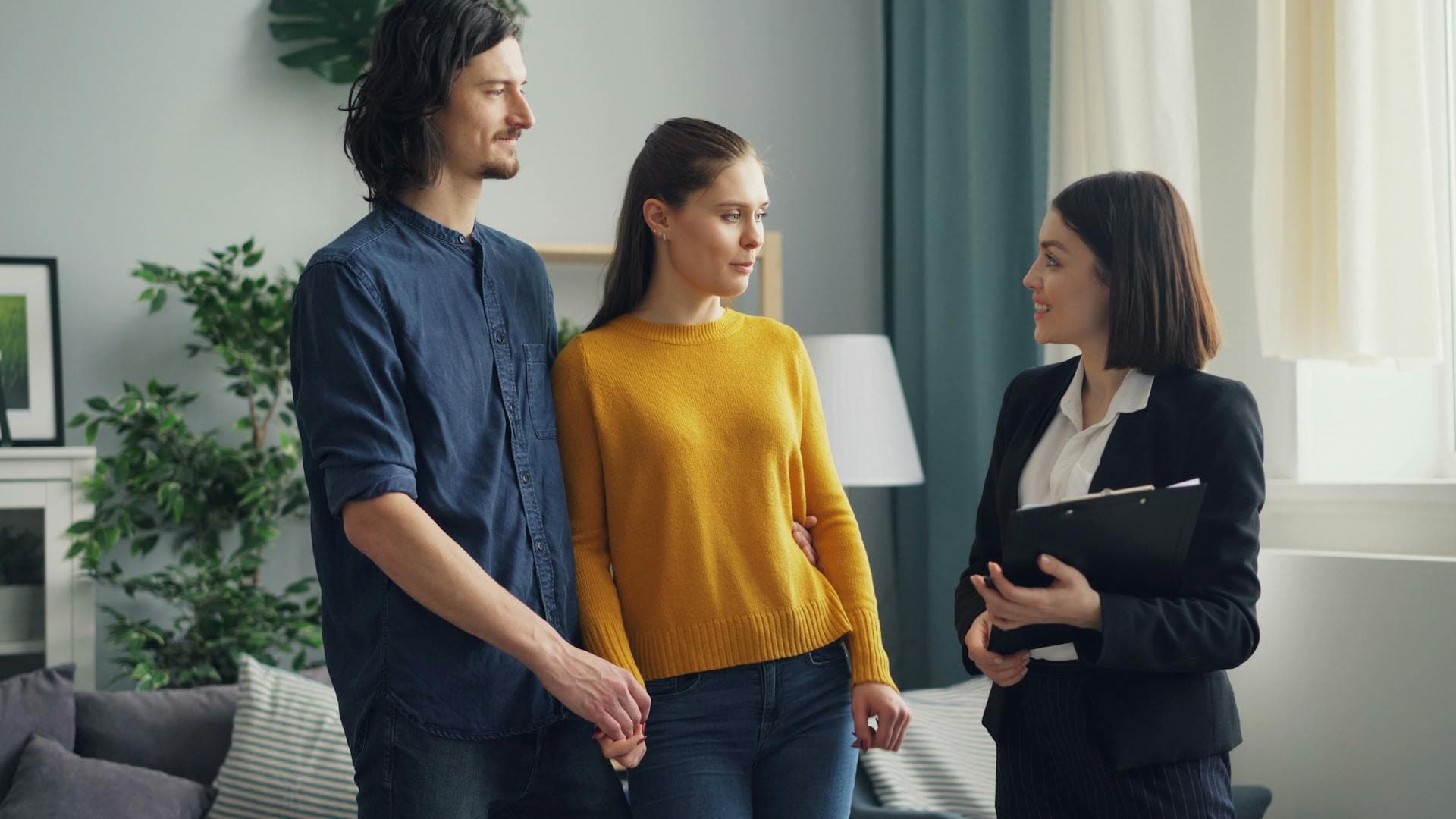 How to Turn Every Open House into a Social Media Event (and Actually Have Fun Doing It)